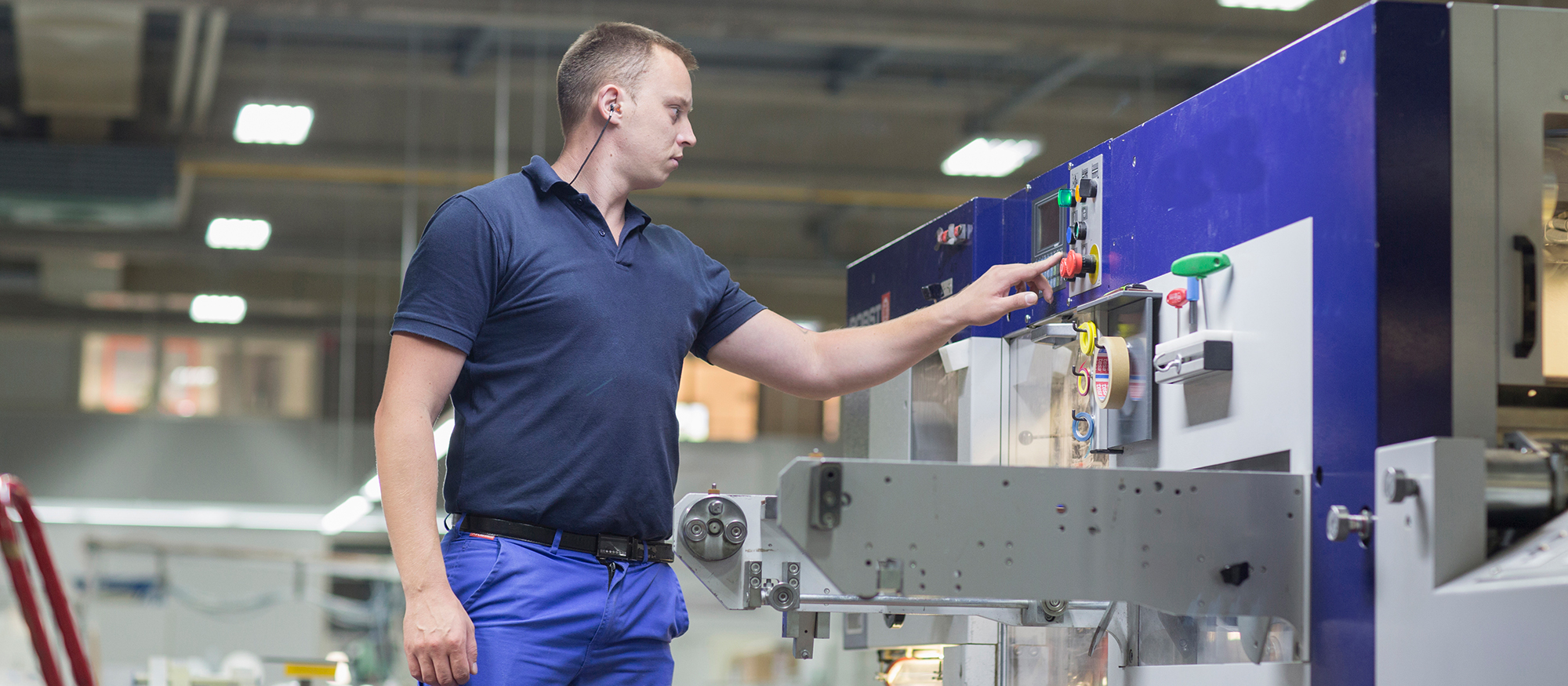 Maschine in einer Papierverpackungsfabrik
